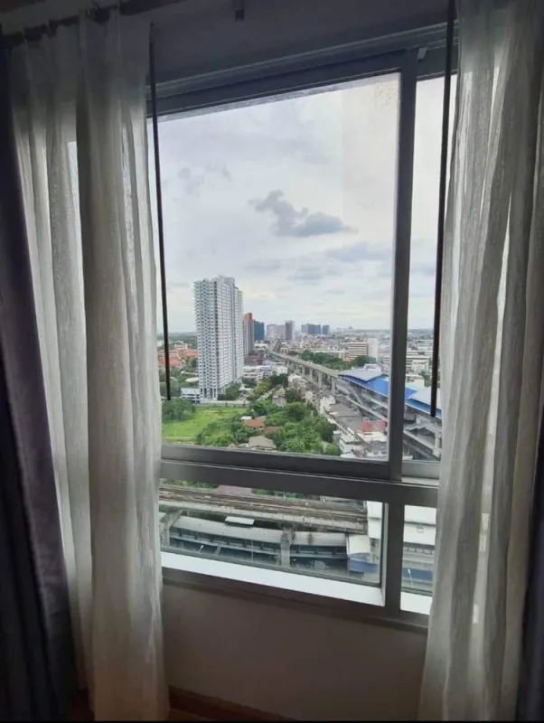 ขาย คอนโด เดอะ เพรสซิเดนท์ สาทร-ราชพฤกษ์ พร้อมเฟอร์ และเครื่องใช้ไฟฟ้าครบครัน ห้ามพลาด