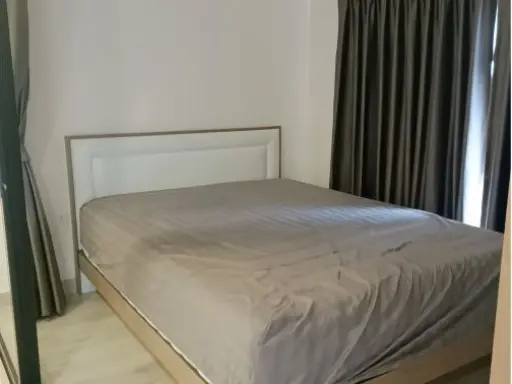 For sale: The One Plus Grand Ramkhamhaeng, corner room next to the elevator, private, with excellent built-in furniture. Hurry and grab it now!