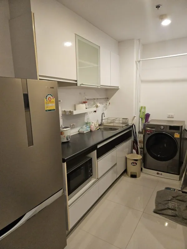 ให้เช่า Supalai Prima Riva Studio ห้อง 43.5 ตรม วิวสูง เฟอร์ครบ หิ้วกระเป๋ามาได้เลยจ้า