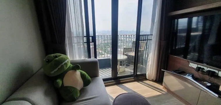 ให้เช่า ไอดีโอ โอทู ชั้น 33 ชั้นสูง ห้องมุม วิวแม่น้ำ แต่งครบ เข้าอยู่ได้ทันที รีบจองเลย ก่อนหลุดมือ