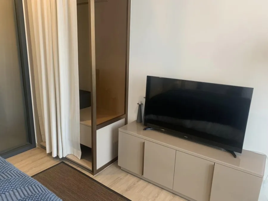 Condo for rent, Edge Central - Pattaya (Central Pattaya), 7th floor, garden view, can see fireworks from the room. Reserve now.