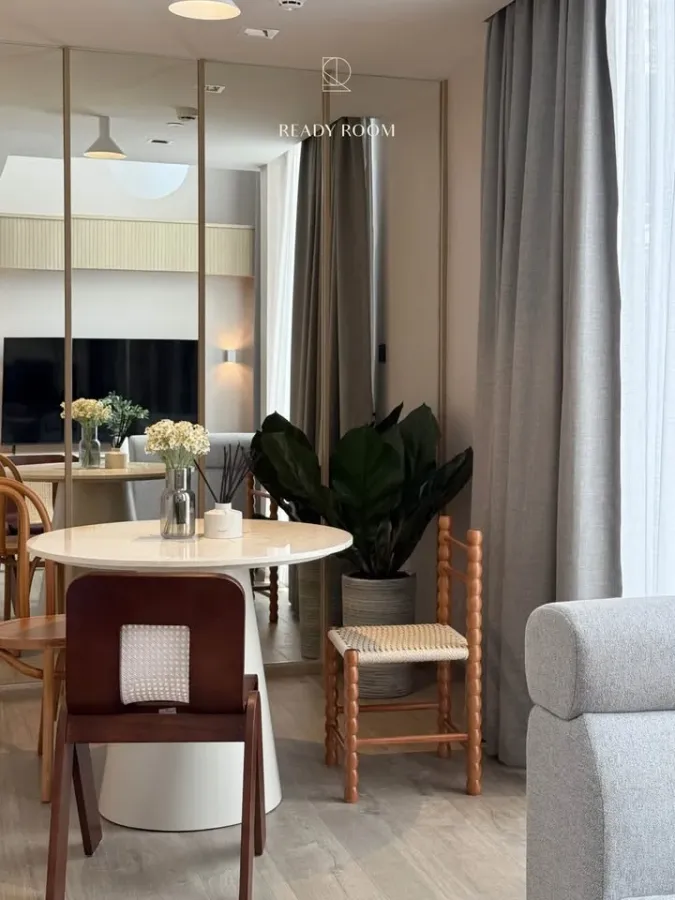 For rent: The Crest Park Residence, 4th floor, beautifully decorated, fully furnished, with electrical appliances. Hurry, it will be gone soon.
