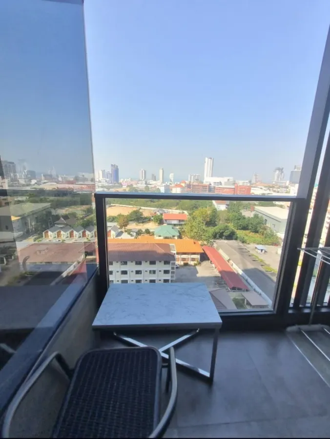 For rent: ONCE PATTAYA, sea view, fully furnished with modern furniture. Grab it now!