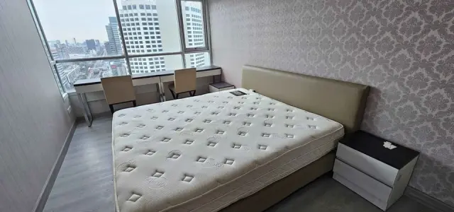 ขาย Life Ratchadapisek วิวโล่ง มีความเป็นส่วนตัว ติดวอลเปเปอร์ built-in ทั้งห้อง ซื้อเลยย images