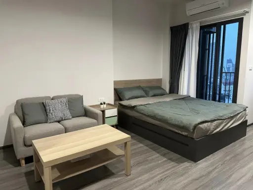 For rent, Ideo Chula Samyan, city view, high floor, see the Chao Phraya River, very livable. Hurry and reserve now.