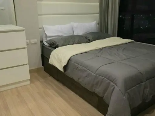 ให้เช่า Urbano Absolute สาทร-ตากสิน ห้องตกแต่งสวย ดูเรียบง่าย โทนเทาอบอุ่น วิวดี เฟอร์ครบ