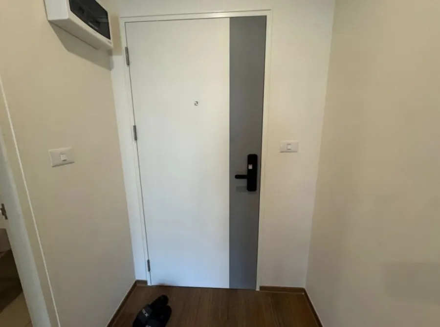 For rent: Lumpini Condotown Ekachai 48, 5th floor, fully furnished room, nice to live in, book now, don't miss out.