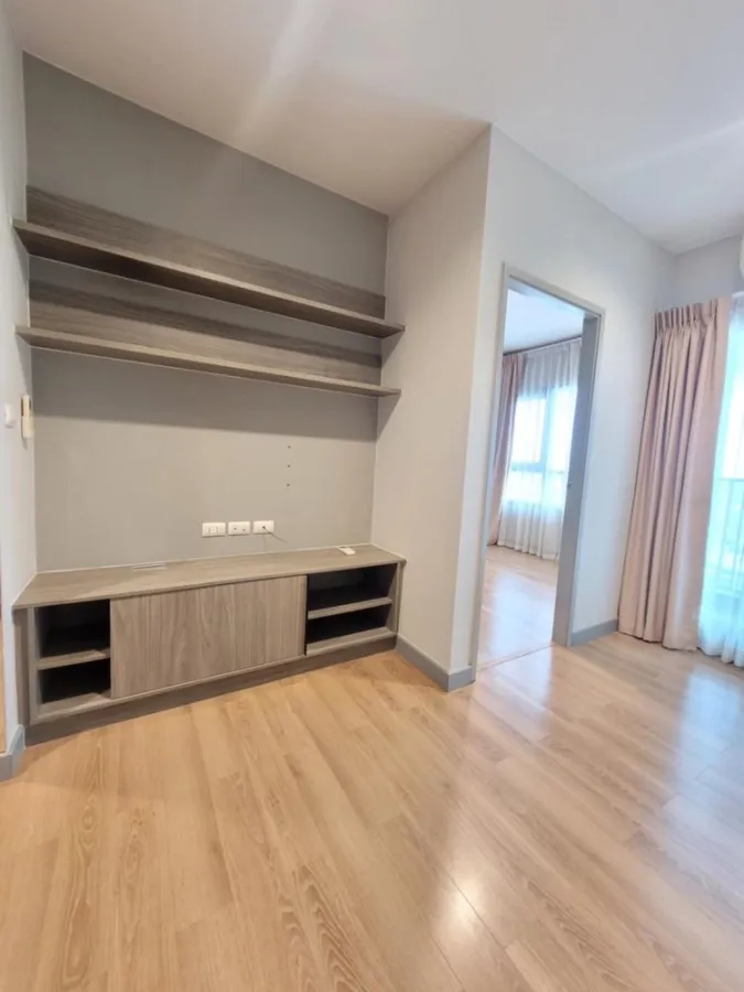 Condo for sale: Chapter One Midtown Lat Phrao 24, empty room, high floor, beautiful view, hurry and become the owner.