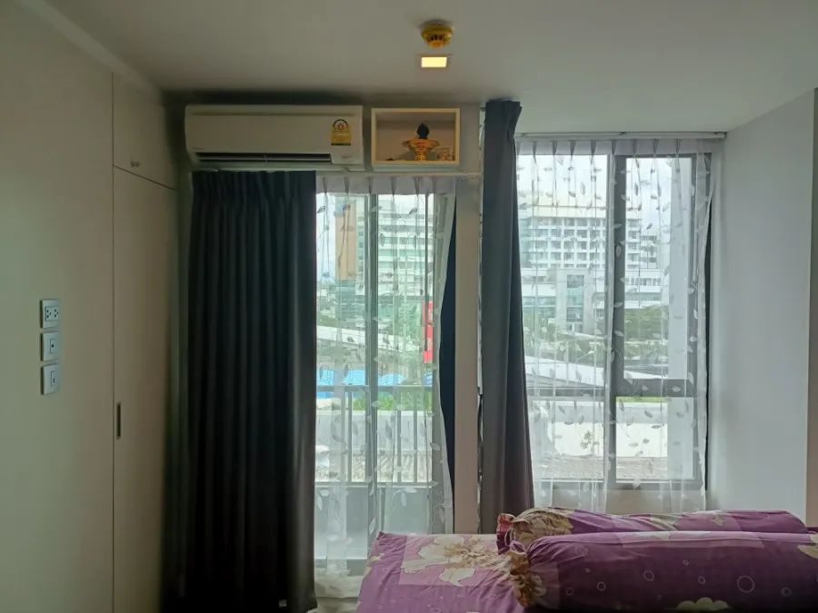 Condo for sale Esta Bliss, next to Ramintra Road, book now !!