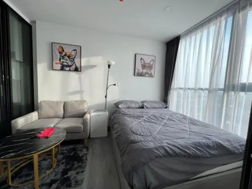 For rent: The Origin Sukhumvit - Sai Luat E22 Station, partitioned room, fully furnished, ready to move in, urgent.