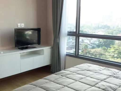 ขาย/เช่า เอช คอนโด สุขุมวิท 43 ห้องสวย วิวสวย เฟอร์ครบ พลาดไม่ได้แล้ว รีบเลย! images