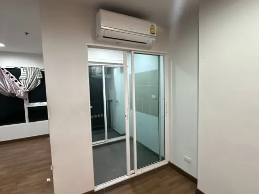 For sale: Regent Home Bangson, empty room. Room decorating enthusiasts should not miss this. Comes with complete amenities. Don't miss out. images