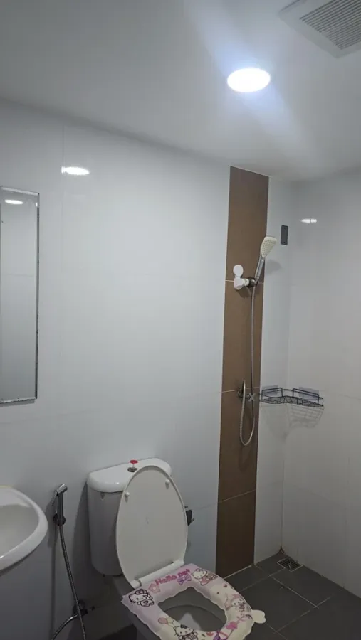 For rent: The Series Condo Tiwanon, 6th floor unit. Fully furnished, just bring your bags and move in!