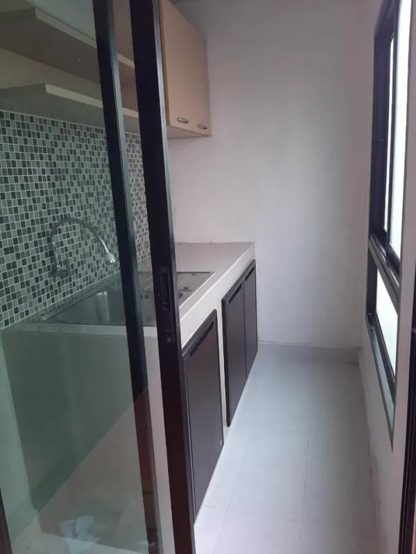 Condo for rent, Regent Home 15, Chaengwattana, 5th floor, ready to move in.