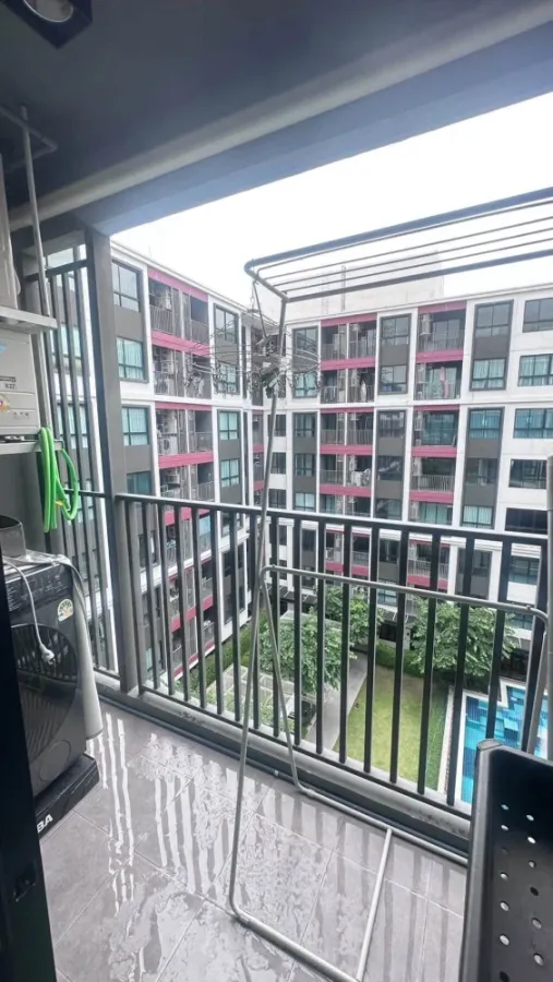 For rent: Niche Mono Rama 9, 6th floor unit. Fully furnished, great location, pool view. Book now!
