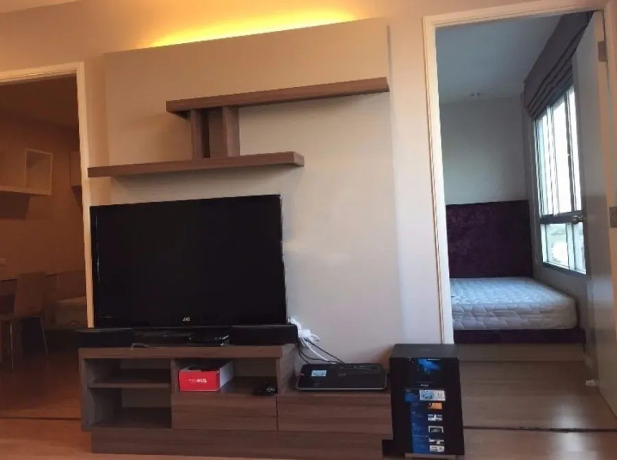 For rent, Lumpini Ville Ramkhamhaeng 60/2, beautiful room, furniture is ready, don't wait.