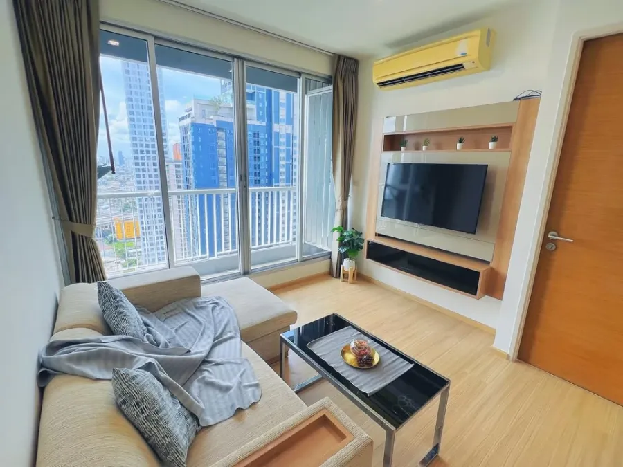 ให้เช่า Rhythm Sukhumvit 50 1 ห้องนอน 1 ห้องน้ำ ตกแต่งสไตล์มินิมอล มองเห็นวิวสวยจากชั้นสูง จองด่วน