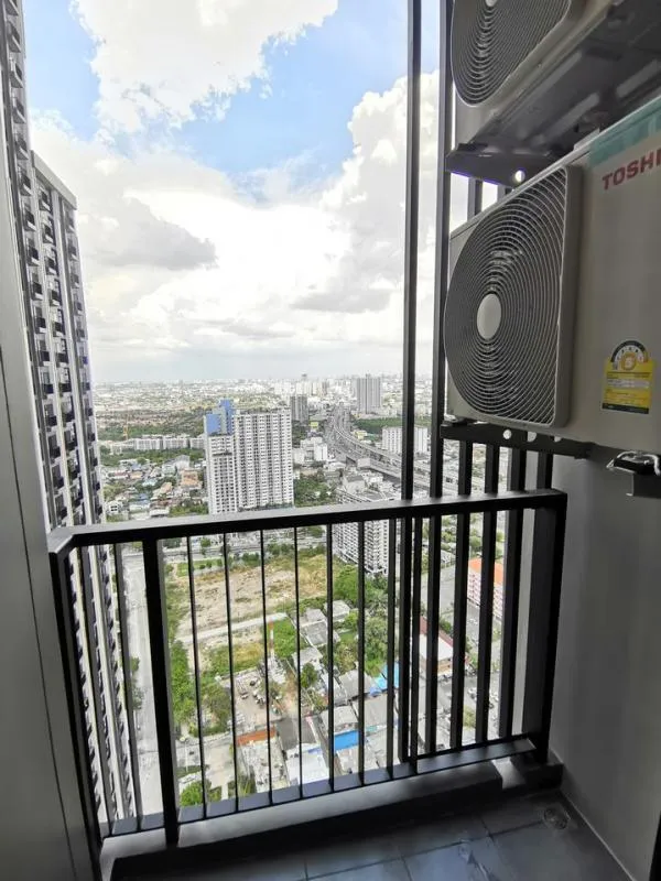 ด่วน ขายคอนโด The Politan Rive ชั้น42 วิวโค้งแม่น้ำเจ้าพระยา ราคาสบายกระเป๋า ห้องเปล่าตกแต่งได้ตามใจ