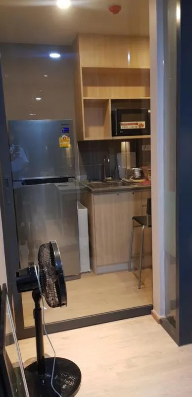 Sell ​​/ rent urgently !! Ideo O2 condo, pool view, fully furnished room, full furniture You can't miss it !!
