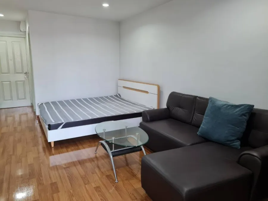 Condo for rent, Regent Home 22 Sukhumvit 85, beautiful view, fully furnished. Ready to move in Have privacy