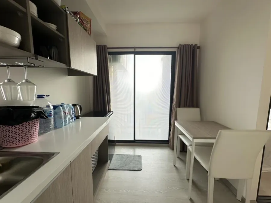 For rent: Grene Donmuang-Songprapha, fully furnished room, move-in ready. Book now!