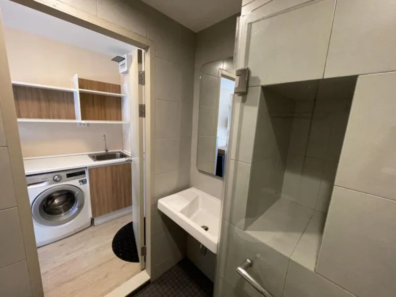 Urgent for rent !! Elio Sukhumvit 64 condo with full facilities Fully furnished Near the source of food, book now !!