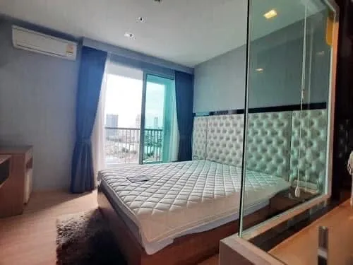 ขาย ให้เช่า คอนโด Rhythm Sathorn ห้องน่าอยู่ โทนสีเข้ม เป็นสัดส่วน ชั้นสูงพร้อมวิวสุดปัง ห้ามพลาดเลย