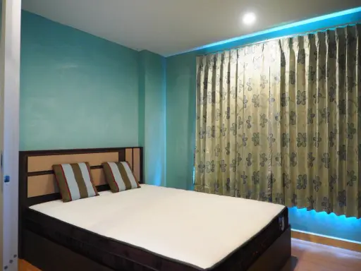 Sell The Niche ID Ladprao - Wang Hin The corner room is very private. Big sofa. Very comfortable to sit on. Book now.