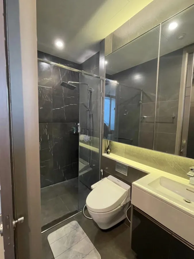 ขาย THE ESSE SINGHA COMPLEX พร้อมเฟอร์นิเจอร์บิวท์อิน ชั้น 11 วิวคลอง พร้อมอยู่ จองเลย