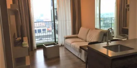 ให้เช่า teal sathorn-tak ชั้น11 วิวสระปังๆ สิ่งอำนวยความสะดวกครบถ้วน ห้องดีราคาโดนๆ แบบนี้รีบจองเลย