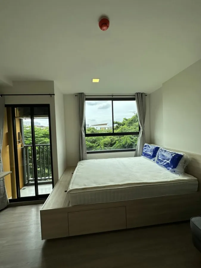 For rent, The Move Bang Khae, 3rd floor, quiet, tree view, super natural, don't just look at it, hurry up and reserve it, don't miss