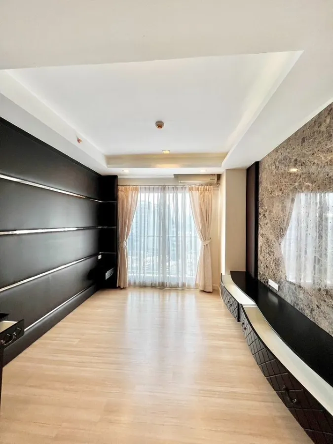Urgent sale, Condo The Seed Mingle Sathorn - Suanplu, decorated room built in with good marble, hurry to reserve.