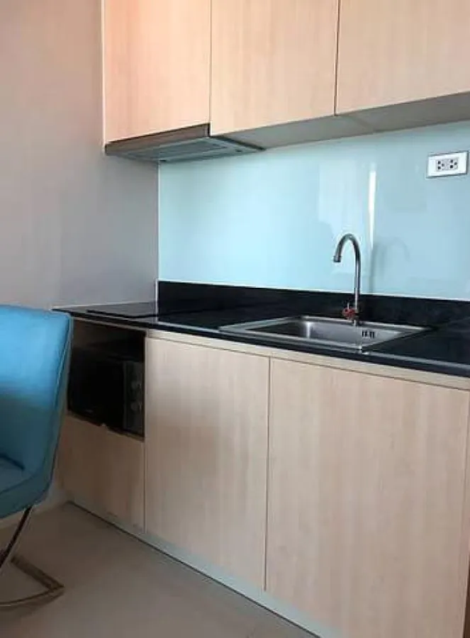 Condo for rent, Grand Caribbean Resort, Pattaya, high floor, pool view, city view, fully furnished, don't miss it.