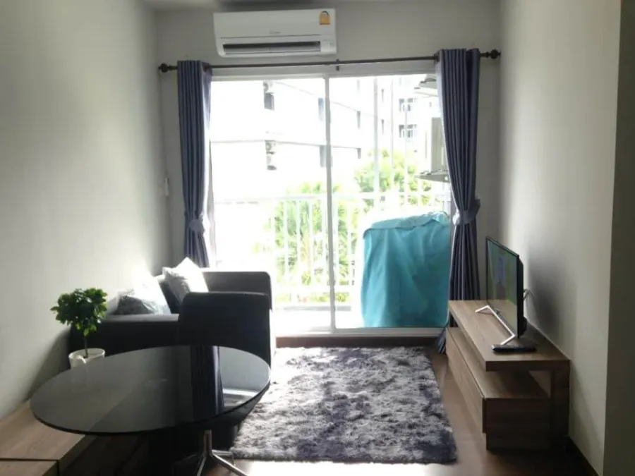 For rent: The Trust Condo, Amata-Chonburi, Building C, 5th floor, corner room, just bring your bag and move in. Hurry and reserve now!