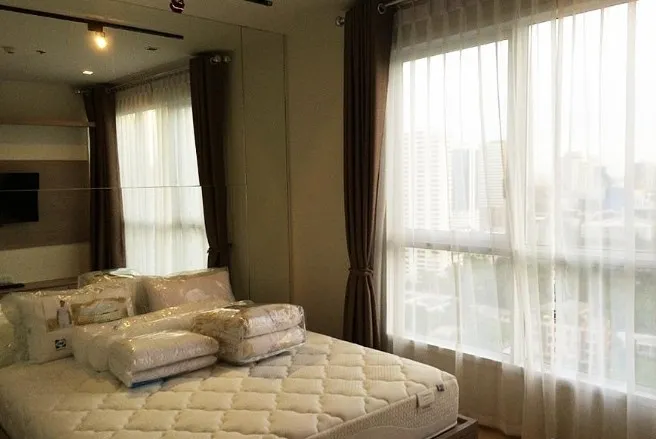 For sale, for rent, HQ Thonglor, 22nd floor, open city view, beautiful room, fully decorated, ready to move in, book now, urgent.