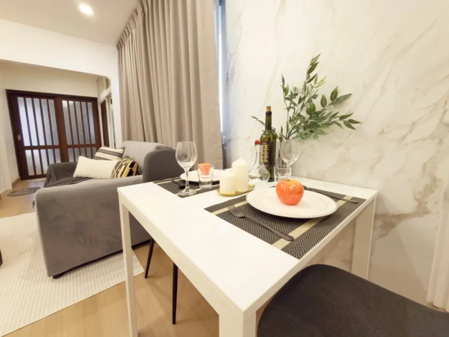 Garden Court units for sale. Beautiful rooms, fully furnished. Book now!