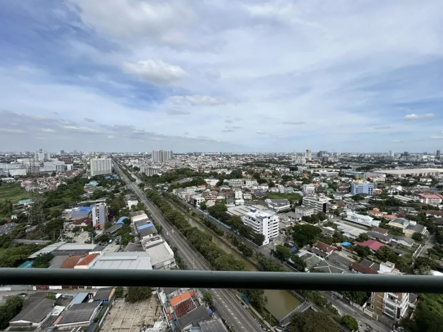 Condo for sale Lumpini Ville Prachachuen-Phong Phet 2, fully furnished + electrical appliances, high view, not blocked, book now.