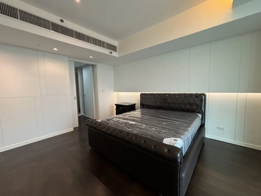 For rent!! Condo The Pano, 24th floor, full facilities, easy to travel, ready to move in, don't miss it!!