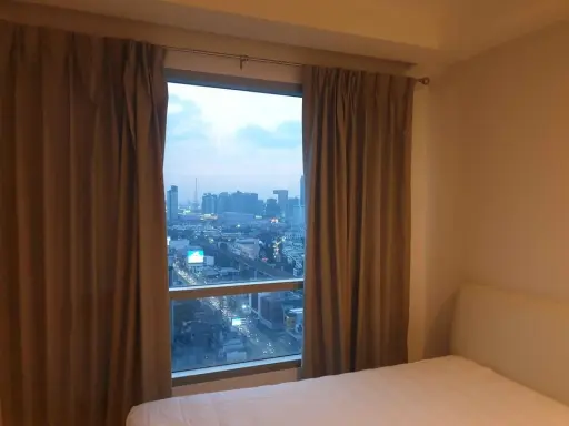 ขายด่วนๆ Thru Thonglor ห้องพร้อมอยู่ สิ่งอำนวยความสะดวกครบ มาแต่ตัวเข้าอยู่ได้เลย images