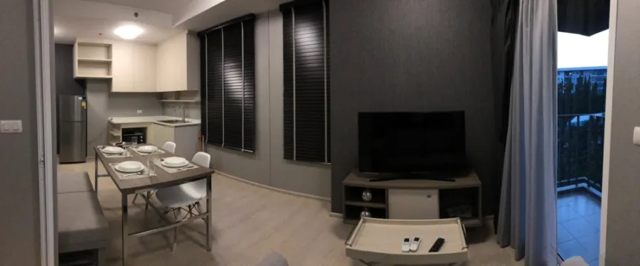 Condo for sale, rent, Chapter One Eco Ratchada-Huai Khwang, corner room, complete with furniture and electrical appliances.