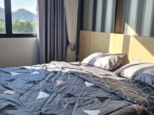 For rent G condo Sriracha, spacious room, lots of usable space, good price, hurry up and book now, don't wait.