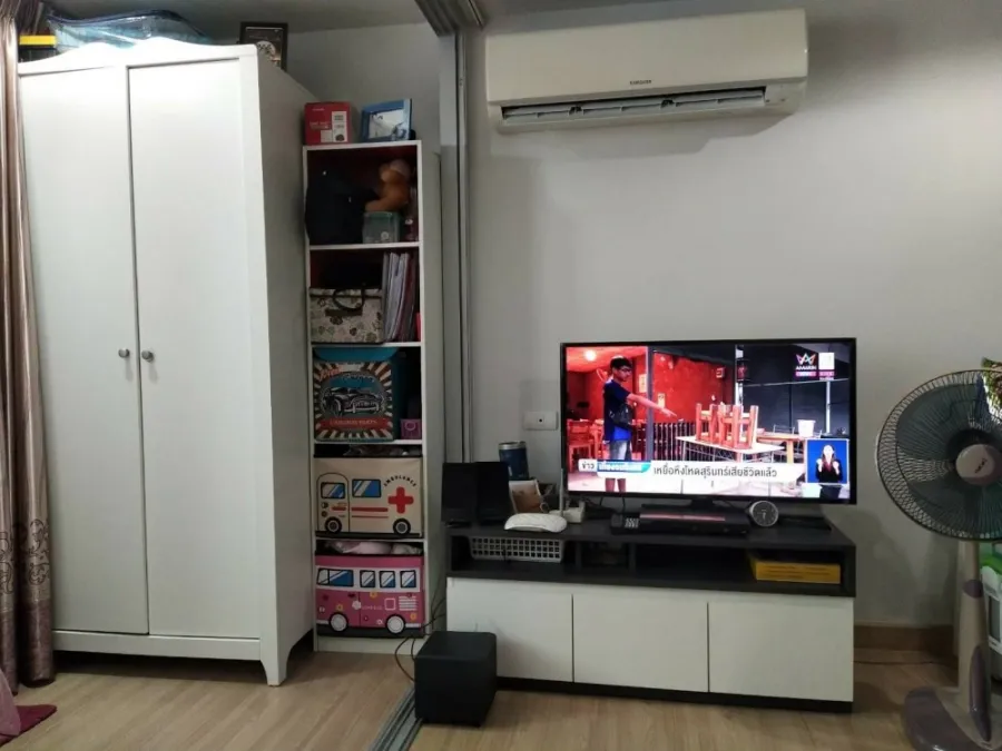 For sale คอนโด เดอะคริส รัชดา 17 ชั้น 8 ไม่มีเสียงรบกวน สงบ​ วิวดี น่าอยู่ สนใจรีบย้ายมาจองเลย