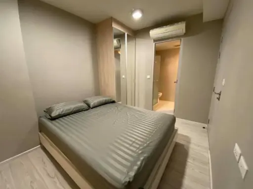 Cheap condo on a potential location, near the expressway, near the mall. This room has it all at My Story Ladprao 71 for rent!!