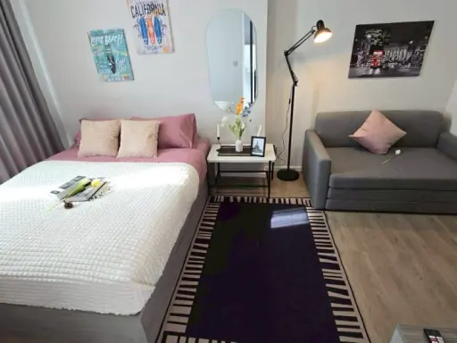 For rent: Modiz Rhyme Ramkhamhaeng. Beautifully decorated room with a coordinated color scheme. Fully furnished. Stunning city view. Book now!