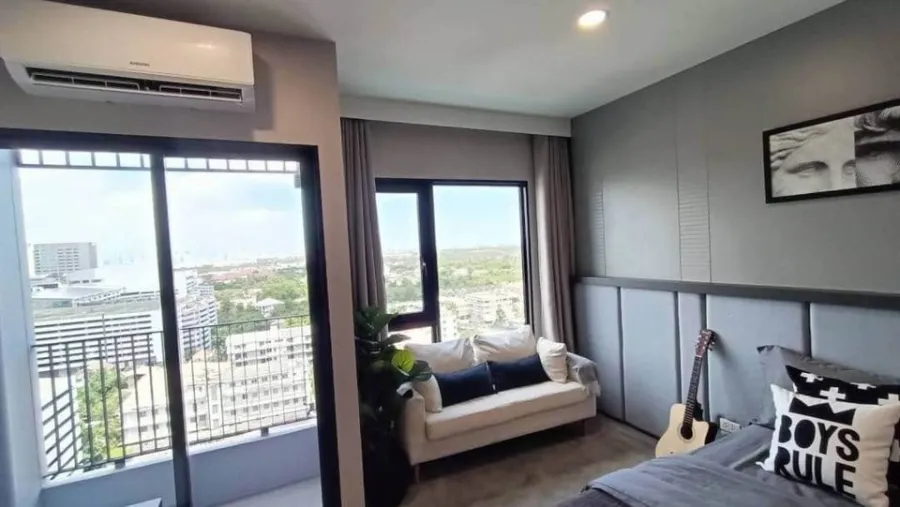 ขาย The Livin Phetkasem 37 วิวสวย ไม่มีตึกบัง ห้อง STUDIO ตกแต่งจัดเต็ม รีบจองด่วนๆ จร้า