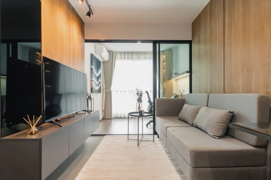 ขายคอนโด The Excel Ladprao-Sutthisan ชั้น 4 วิวสระ Full furnished มาจับมาจองได้แล้ววันนี้ อย่าพลาด