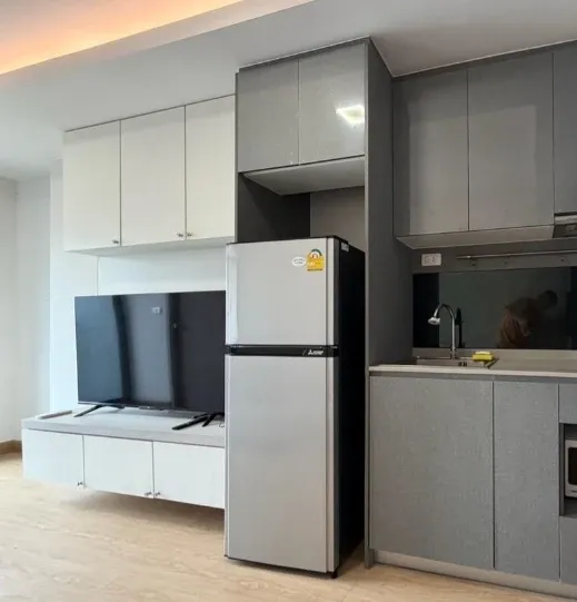 For rent: Ideo Sukhumvit 93, 8th floor, fully furnished unit. Very comfortable and ready to move in. Book now! Don't miss out! Act fast!