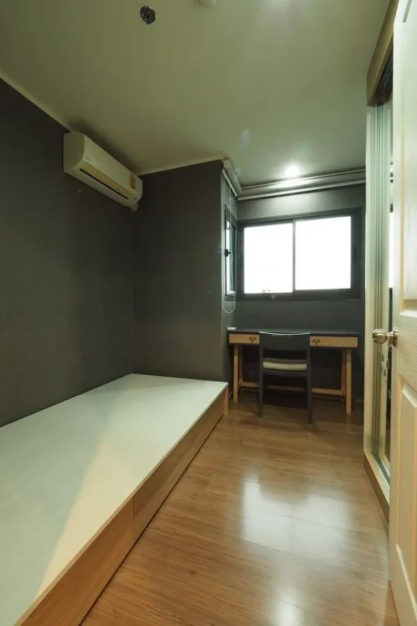 For sale U Delight Riverfront Rama 3, corner room with high privacy. With an awesome river view A place you can't miss.