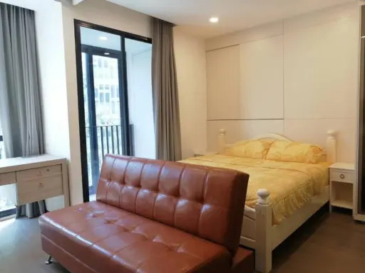 Ashton Chula Silom for rent, beautiful room, natural garden view, very slippery. If interested, hurry to reserve it. Urgent.