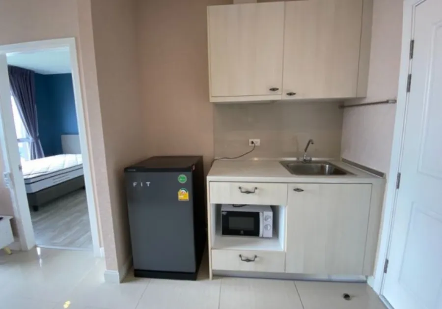 For rent, Manor Sanambinnam, 33rd floor, Chao Phraya River view, very beautiful, has everything, complete with washing machine, book now.